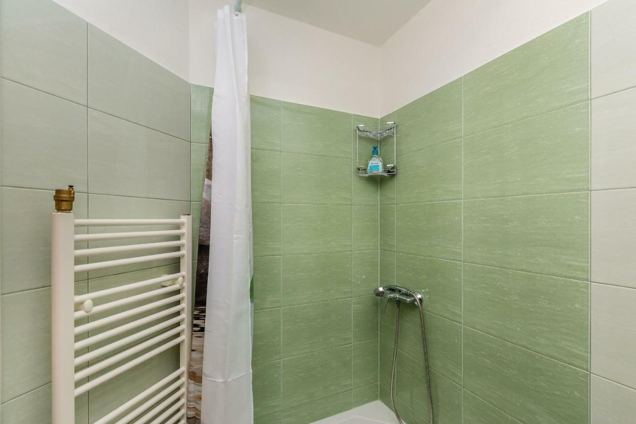 Studio Apartman Magdalena Daire Omišalj Dış mekan fotoğraf